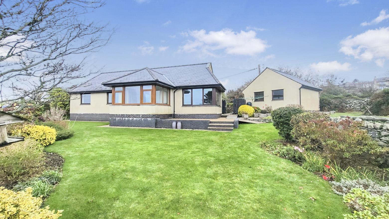 Caerhirfyn, LLanfair